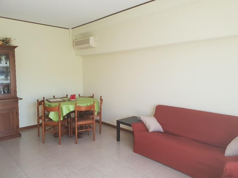 Affitto Multivani, Varano de' Melegari foto
