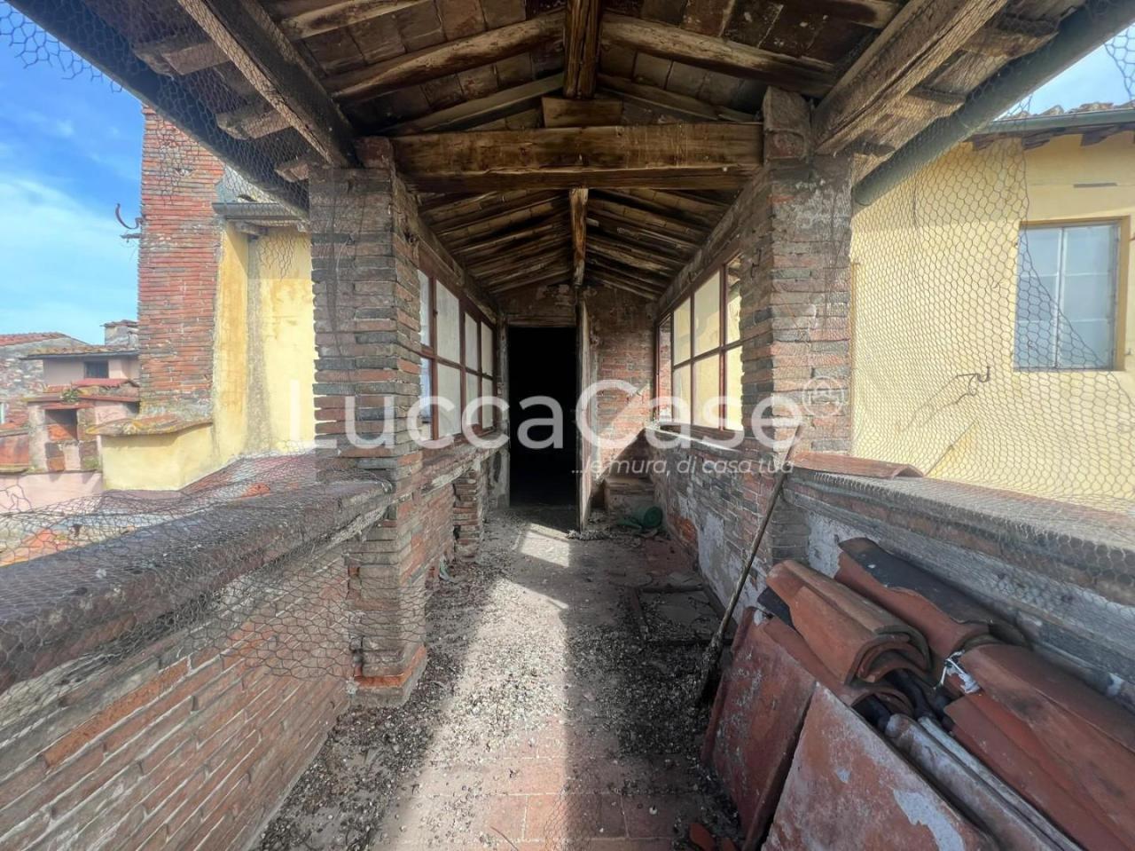 Vendita Attico, Lucca foto