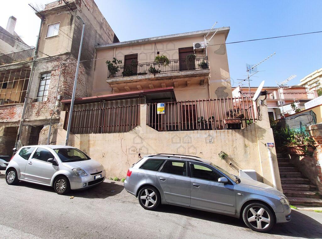 Vendita Trivani, Messina foto