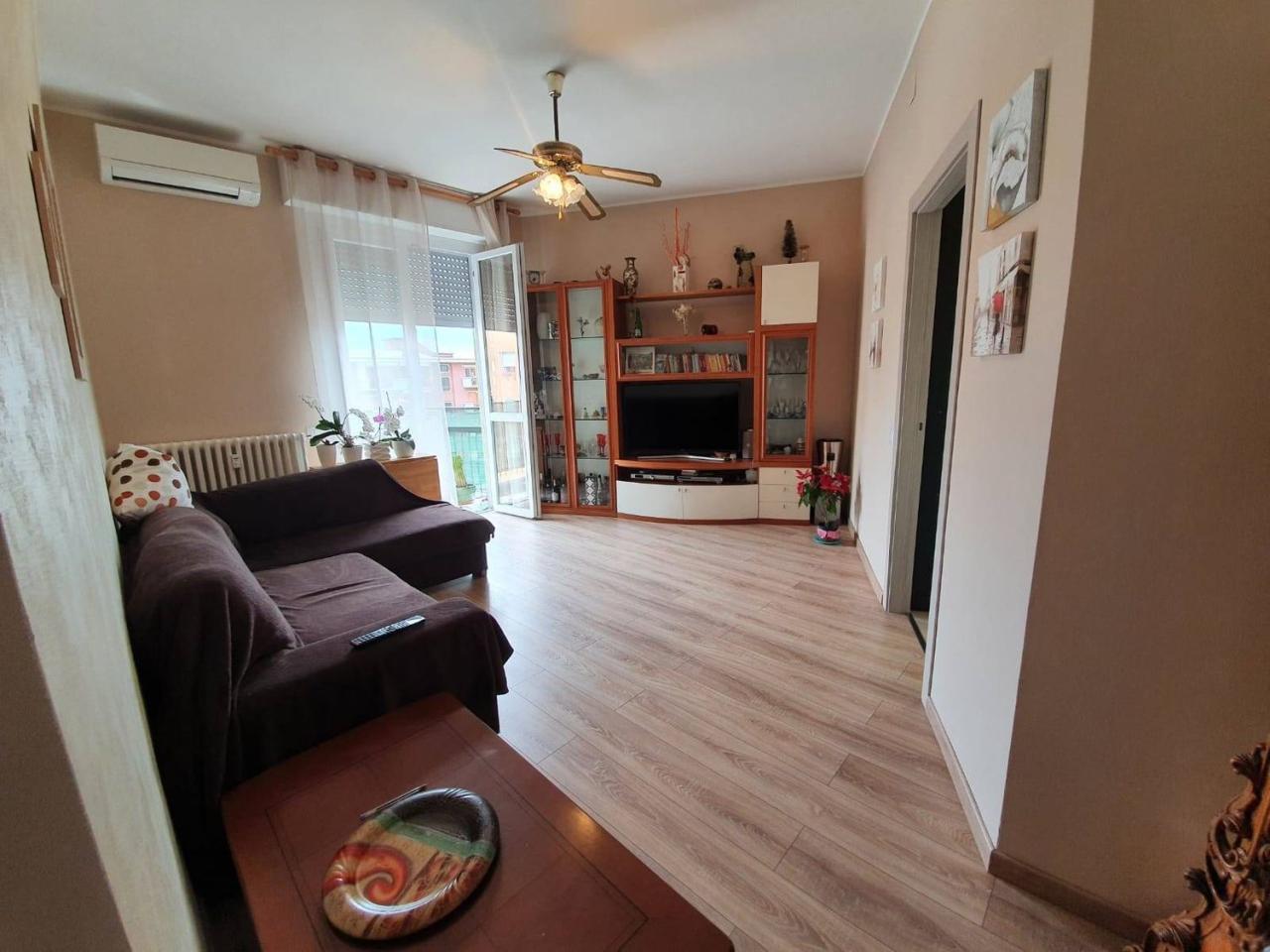 Vendita Trivani, Muggio foto