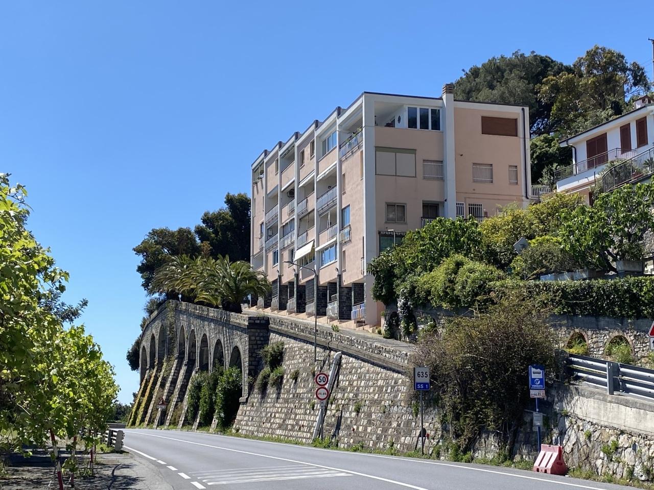 Vendita Bivani, Cervo foto