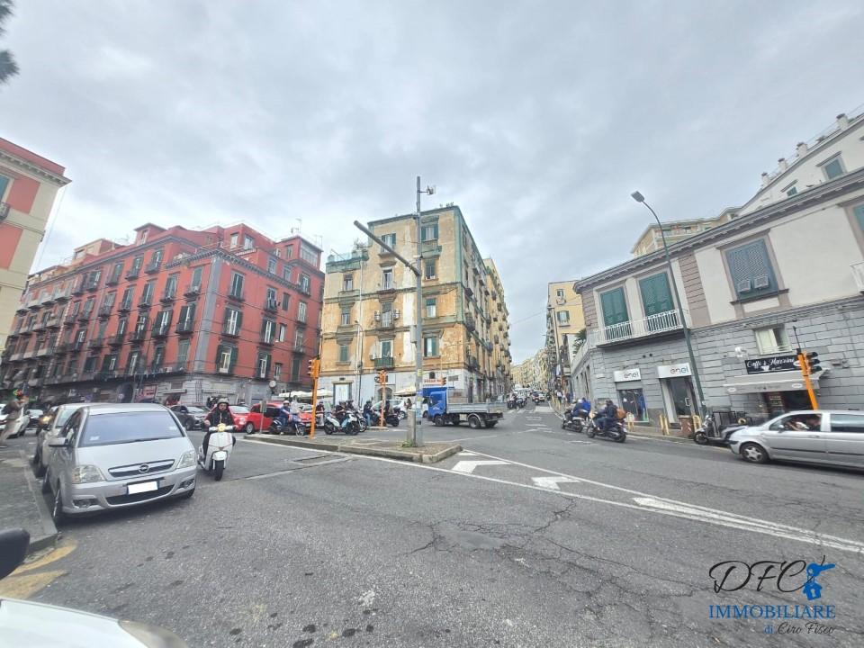 Vendita Trivani, Napoli foto