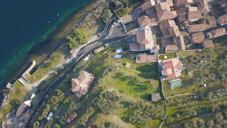 Vendita Loft, mansarde e attici, Monte Isola foto