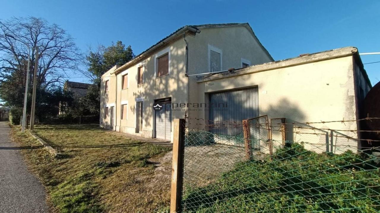 Vendita Quadrivani, Terre Roveresche foto