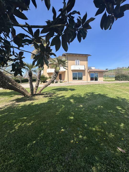 Vendita Esavani, Sant'Omero foto