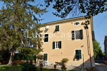 Vendita Villa, Capannori Vendita Villa, Capannori