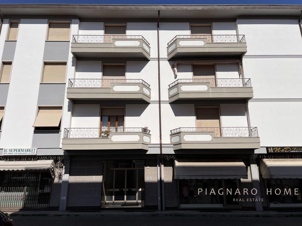 Vendita Pentavani, Pontremoli foto