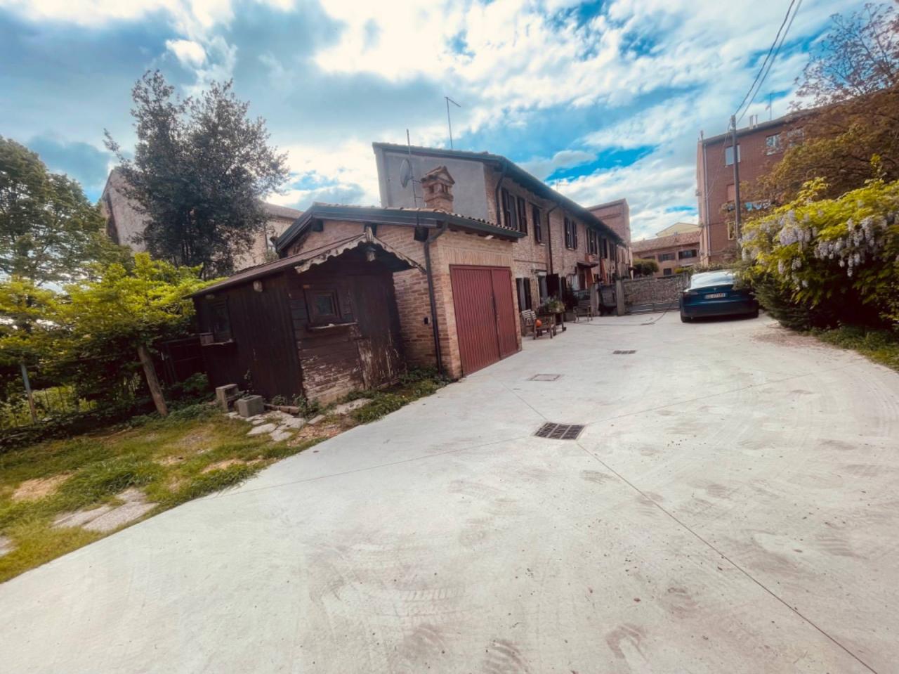 Vendita Casa indipendente, Ferrara foto