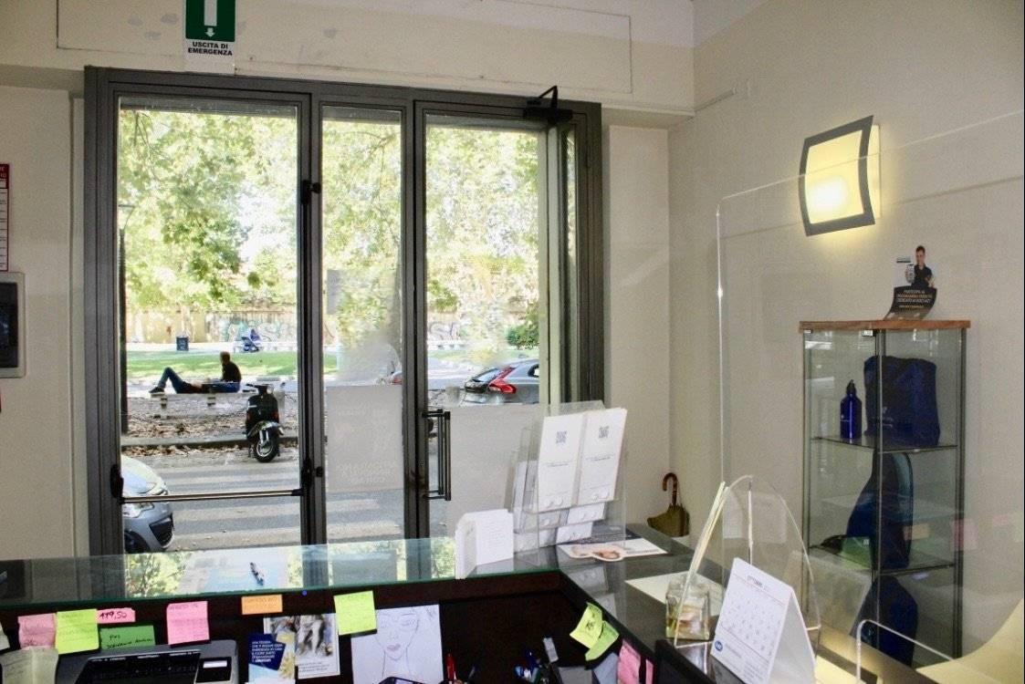 Vendita Negozio, Pisa foto
