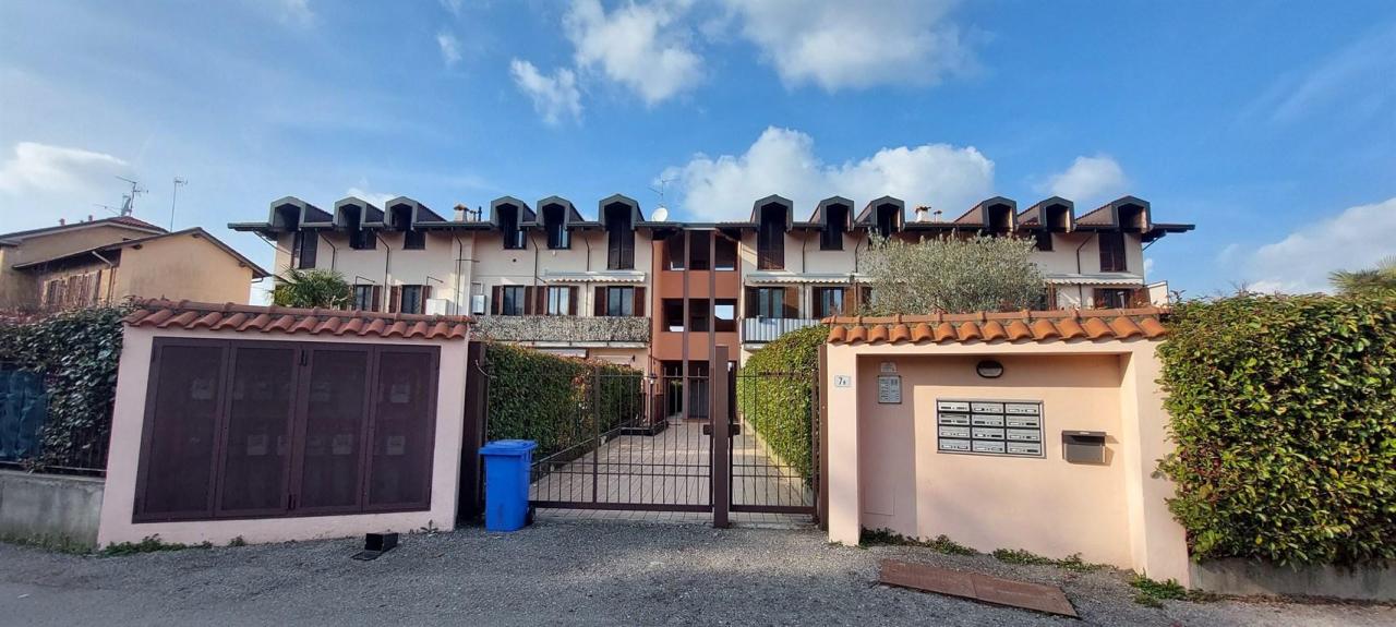 Affitto Appartamento, Besana in Brianza foto