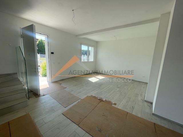 Vendita Villa trifamiliare, Ravenna foto