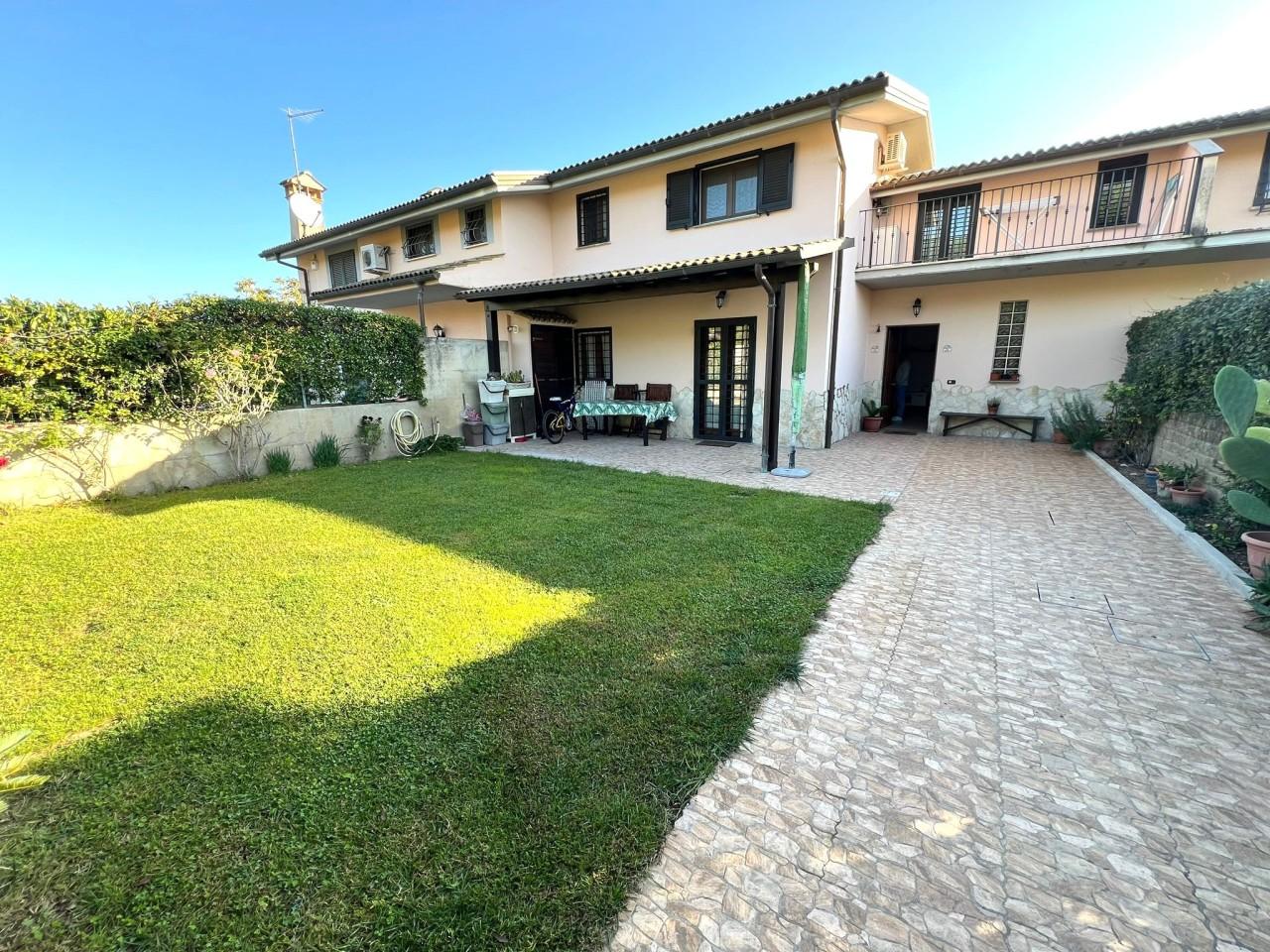 Vendita Quadrivani, Fiano Romano foto