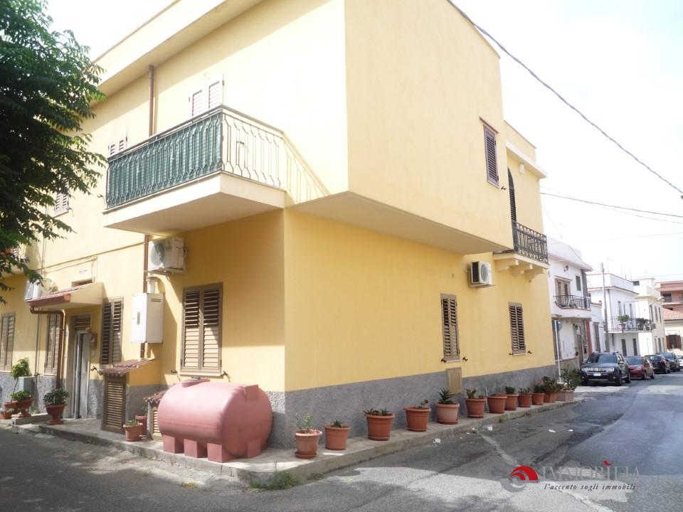 Vendita Quadrivani, Motta San Giovanni foto