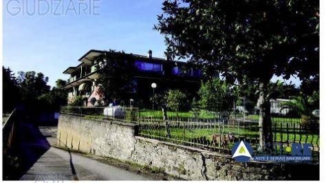 Vendita Pentavani, Latina foto