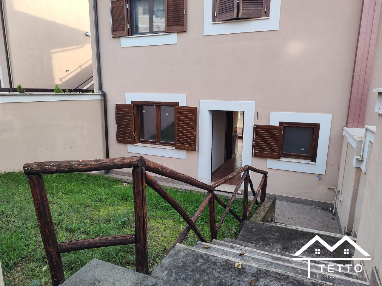 Affitto Trivani, Forano foto