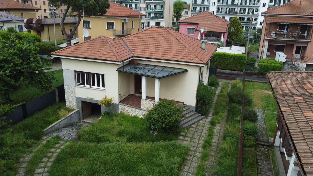Vendita vendita, Varano Borghi foto