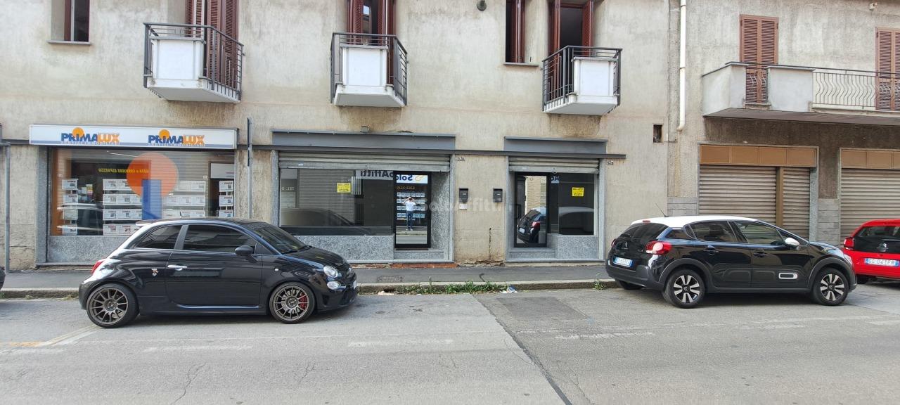 Affitto 1 vetrina, Cesano Maderno foto