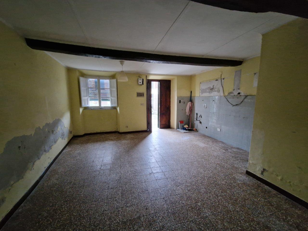 Vendita Pentavani, Lucca foto