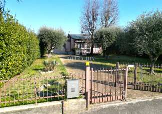 Vendita Pentavani, Peschiera del Garda Vendita Pentavani, Peschiera del Garda