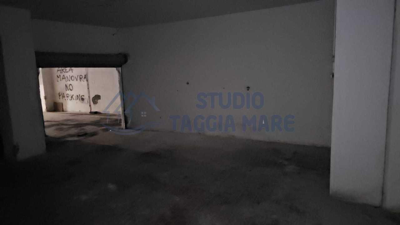 Vendita Monovano, Taggia foto