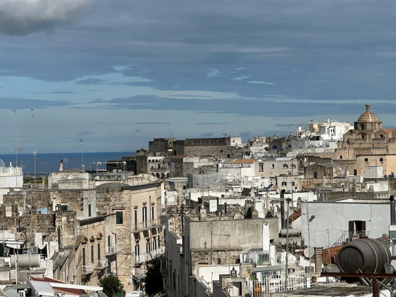 Vendita Multivani, Ostuni foto
