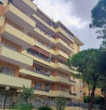 Vendita Pentavani, Genova