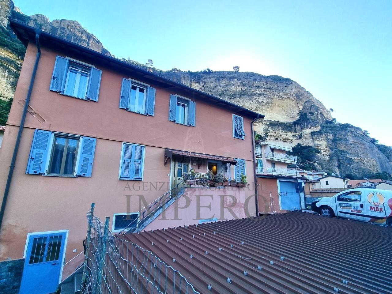 Vendita Quadrivani, Ventimiglia foto