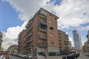 Vendita Trivani, Torino