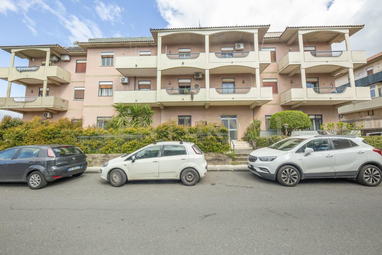 Vendita Pentavani, Tremestieri Etneo foto