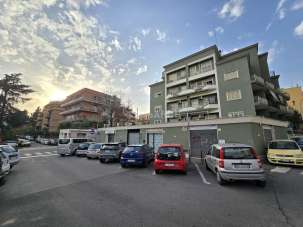 Affitto 1 vetrina, Roma Affitto 1 vetrina, Roma
