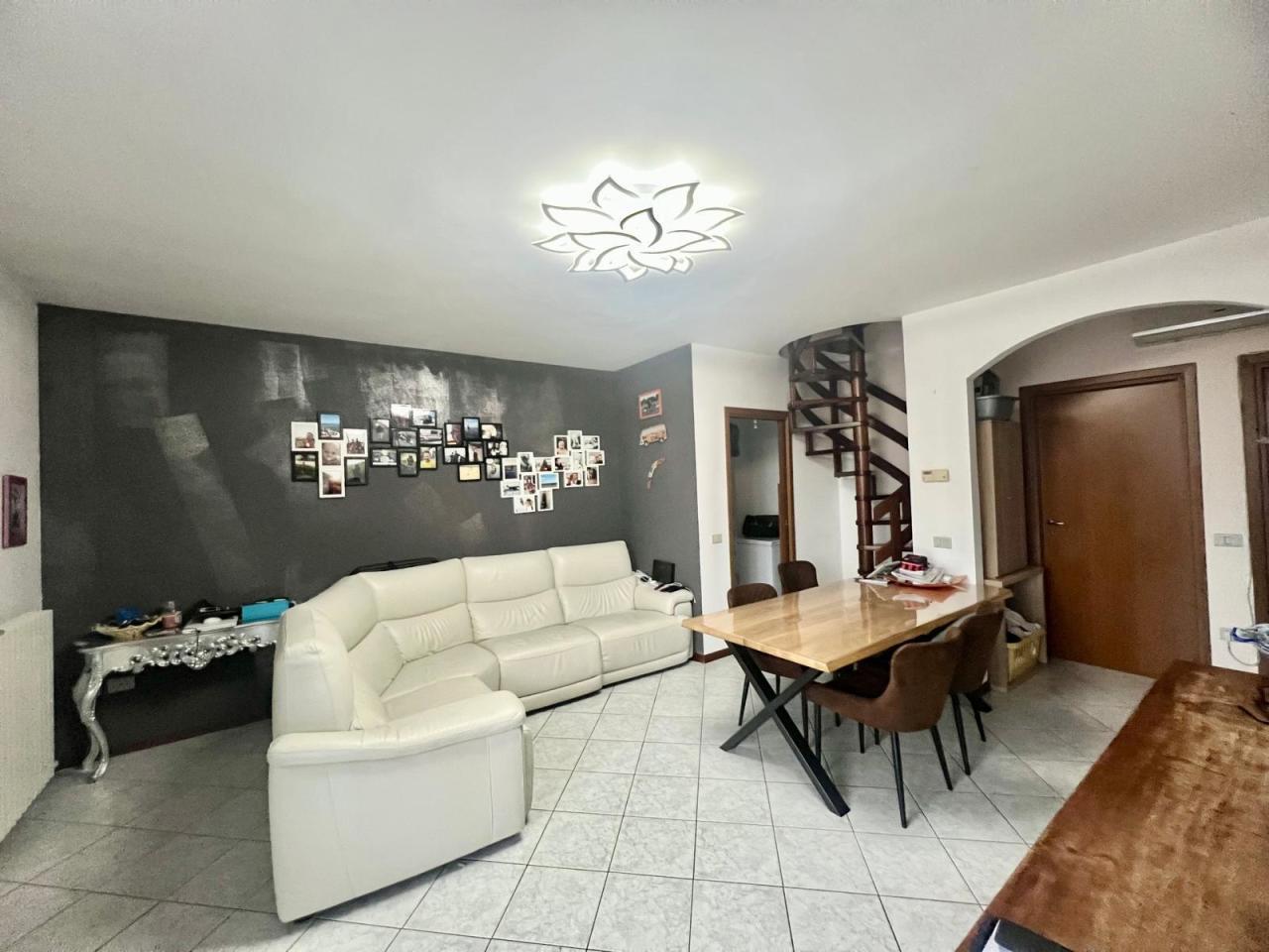 Vendita Pentavani, Rimini foto
