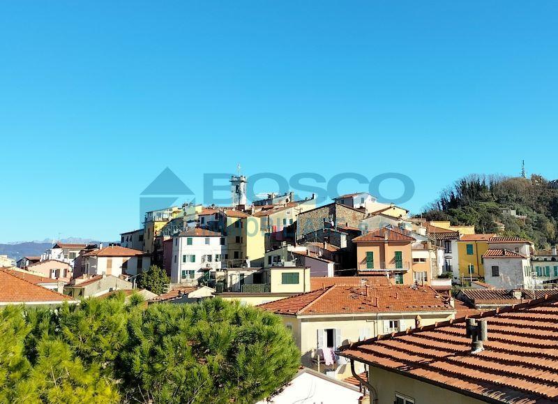 Vendita Eptavani, La Spezia foto