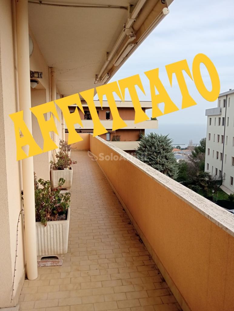 Affitto Quadrivani, Falconara Marittima foto