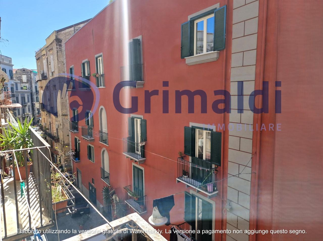 Vendita Quadrivani, Napoli foto
