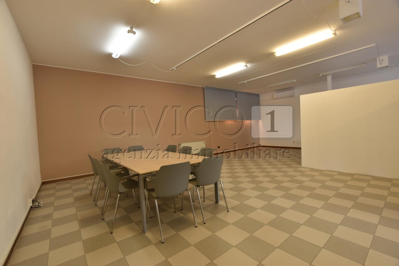 Affitto Quadrivani, Rubano foto