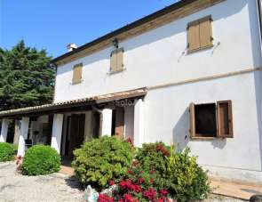 Affitto Quadrivani, Trecastelli