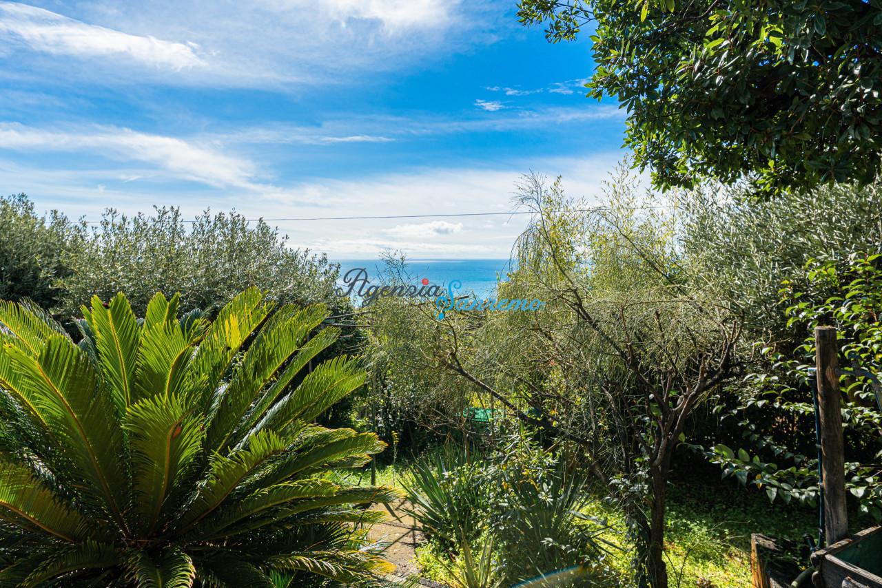 Vendita Quadrivani, Sanremo foto