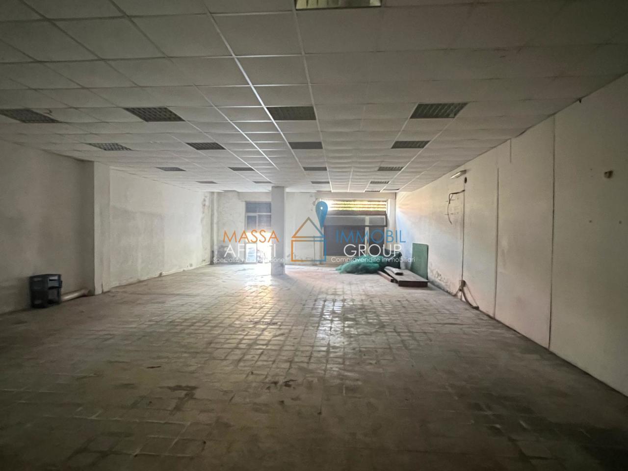 Vendita Monovano, Massa Vendita Monovano, Massa foto