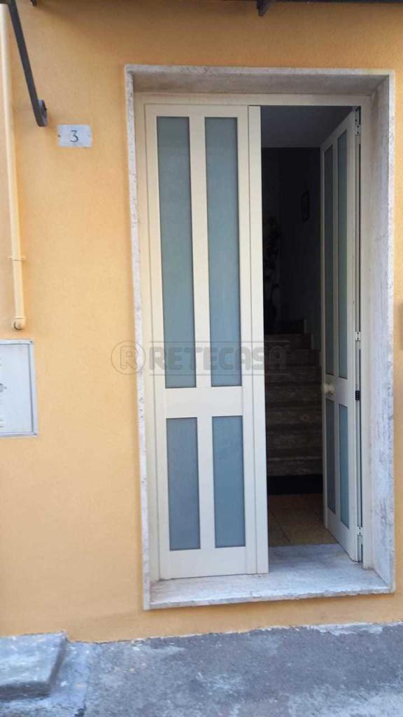 Vendita Pentavani, Cursi foto