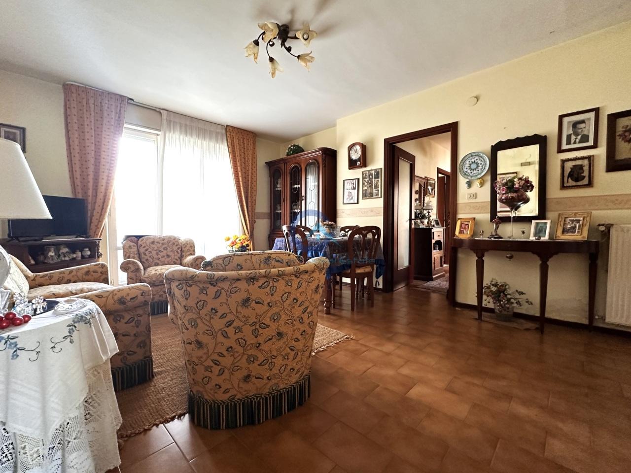 Vendita Quadrivani, Catanzaro foto