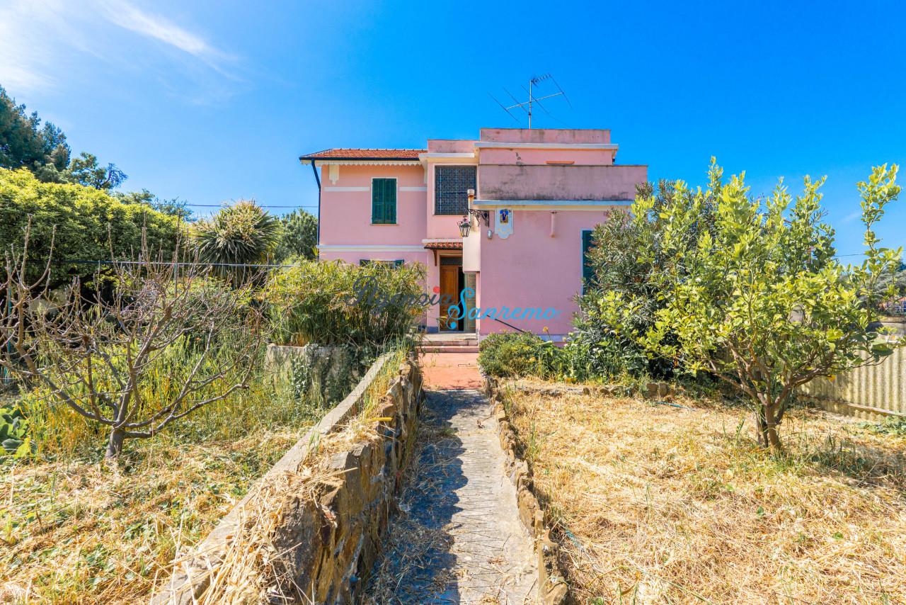 Vendita Esavani, Sanremo foto