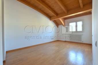Vendita Esavani, Padova Vendita Esavani, Padova