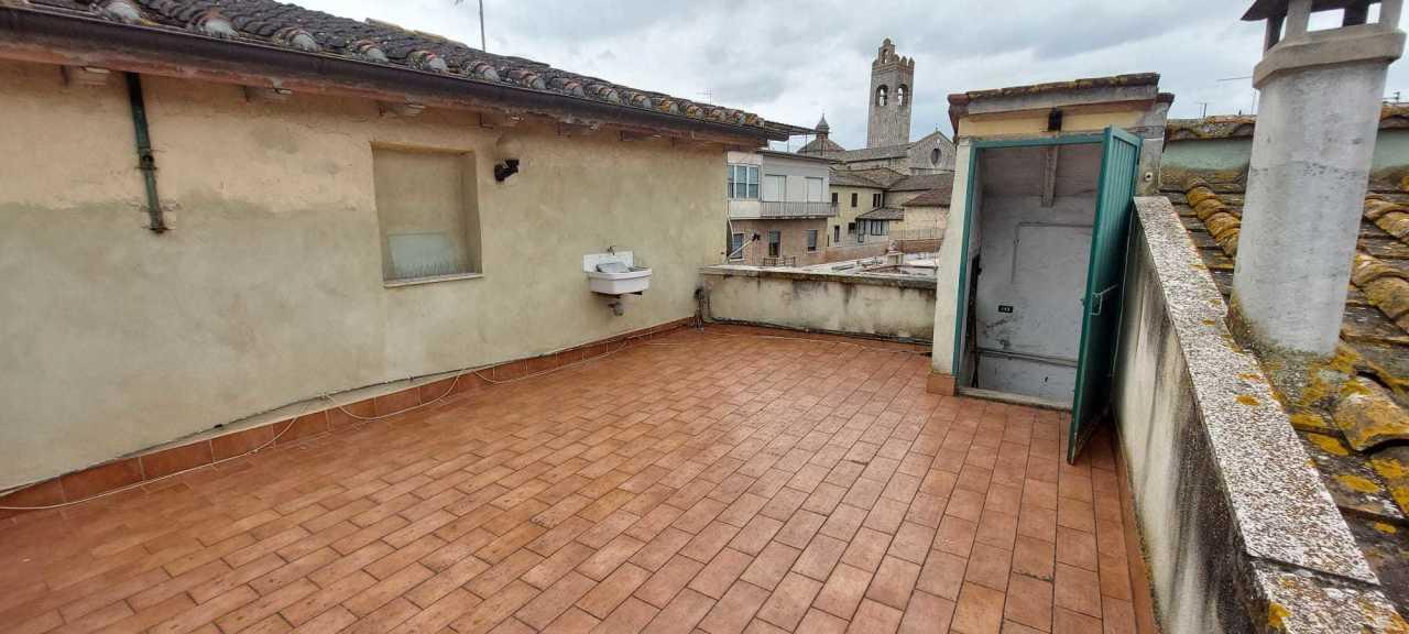 Vendita Quadrivani, Asciano foto