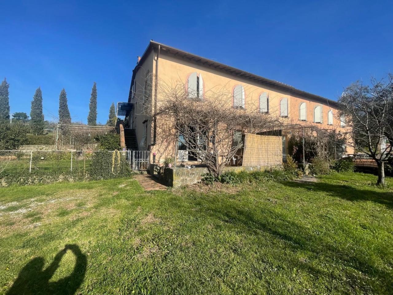Vendita Multivani, Lucca foto