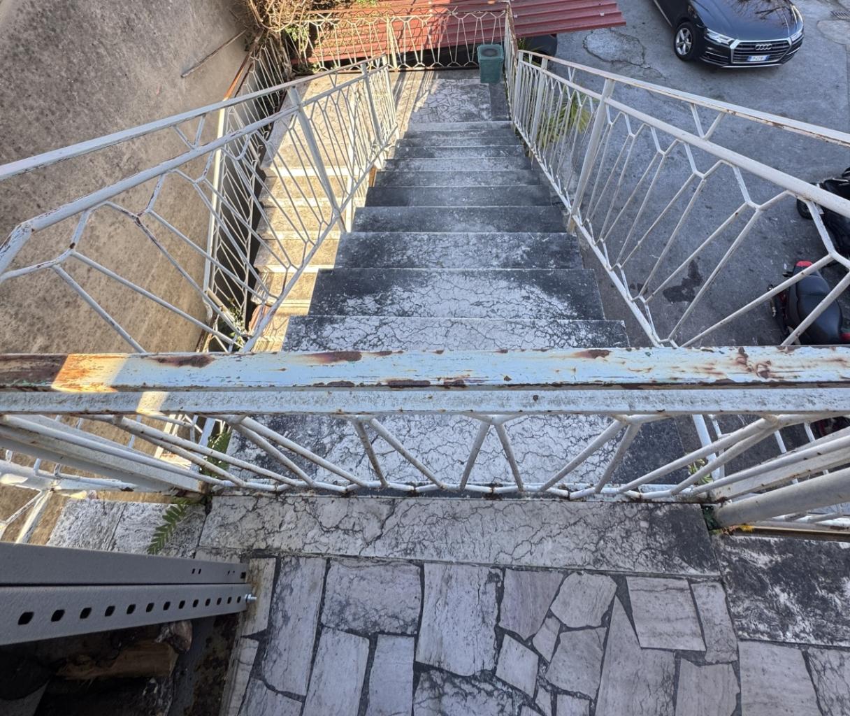 Vendita Eptavani, Pietrasanta foto