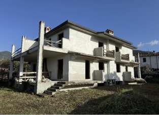 Vendita Pentavani, Camaiore