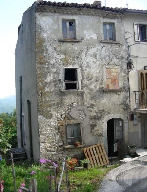 Vendita Quadrivani, Ateleta foto