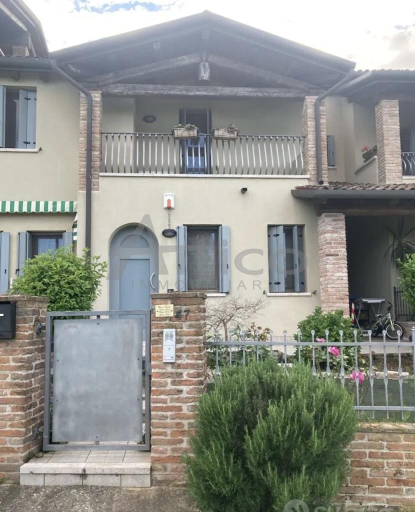 Vendita Eptavani, Rovigo foto