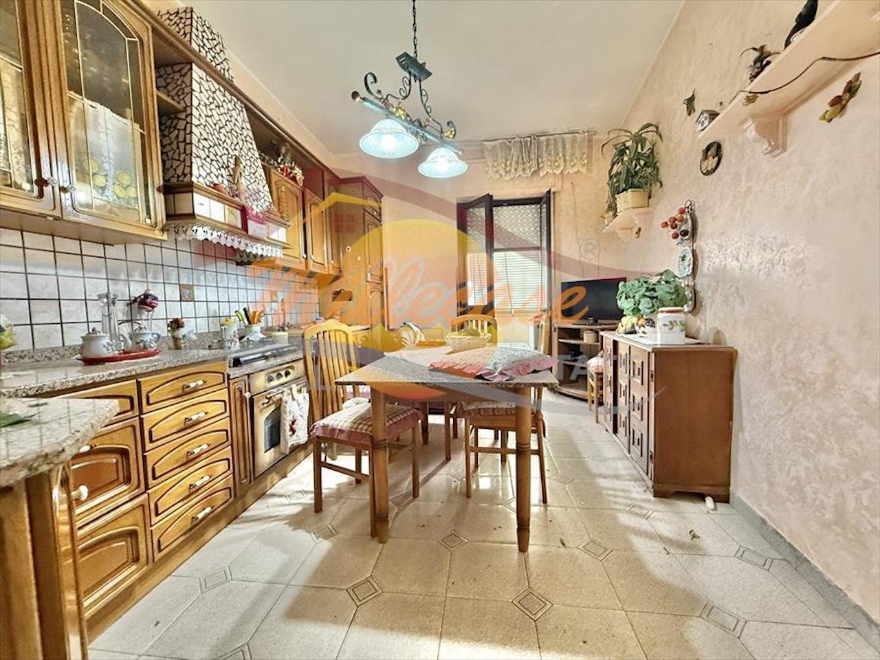 Vendita Esavani, Siracusa foto
