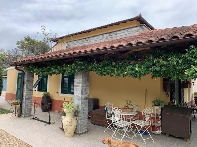 Vendita Esavani, Albenga Vendita Esavani, Albenga foto